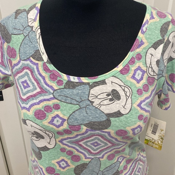 NWT Disneys Minnie Mouse Print , Scoop neck Short Sleeve T |Size Small - Picture 3 of 8